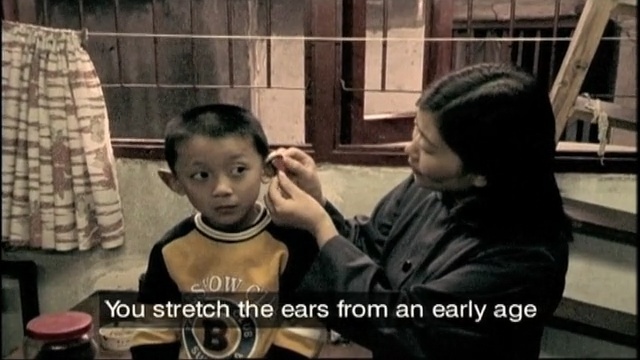 Video Reference: photo caption, human behavior, girl, aggression, Person