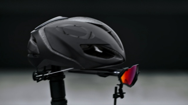 Video Reference: helmet, bicycle helmet, motorcycle helmet, bicycles equipment and supplies, sports equipment, ski helmet, bicycle clothing, headgear, personal protective equipment, protective gear in sports