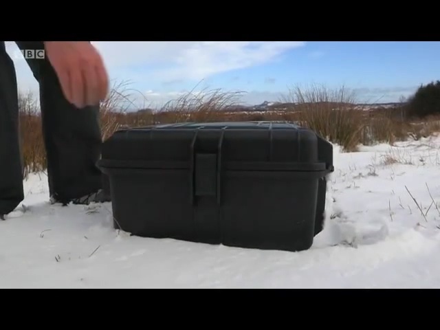 Video Reference: snow, mode of transport, automotive tire, winter, tire, automotive exterior, ice, freezing, bumper, minivan