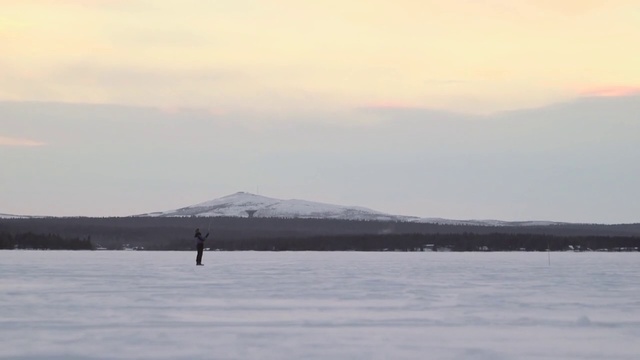 Video Reference: Sky, Water, Atmospheric phenomenon, Lake, Horizon, Winter, Cloud, Morning, Calm, Sea