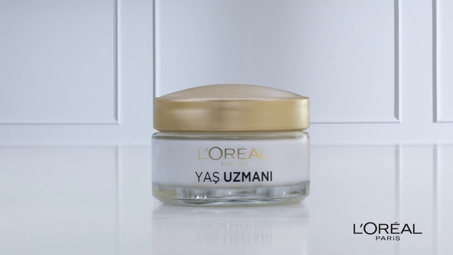 Video Reference: Product, Cream, Beauty, Skin care, Water, Cream, Moisture, Beige