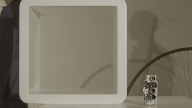 Video Reference: picture frame, product, tap, window