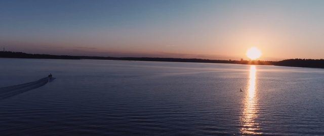 Video Reference: waterway, horizon, sky, water, calm, reflection, sunset, river, sunrise, sea