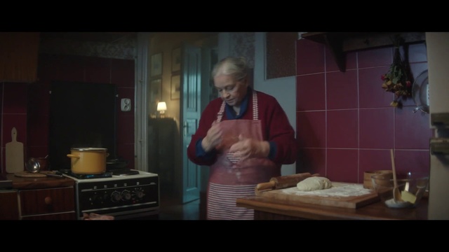 Video Reference: Cooking, Screenshot, Room, Cook, Photography, Kitchen, Food