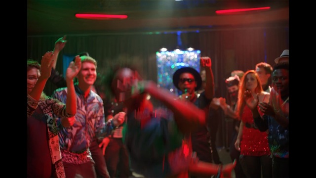 Video Reference: Entertainment, Performance, Event, Performing arts, Dance, Performance art, Stage, Room, Party, Crowd