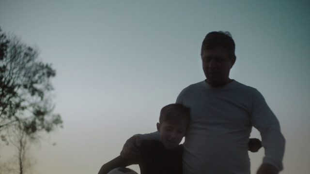 Video Reference: Photograph, Standing, Atmospheric phenomenon, Male, Fun, Arm, Muscle, Human, Sky, Photography, Person