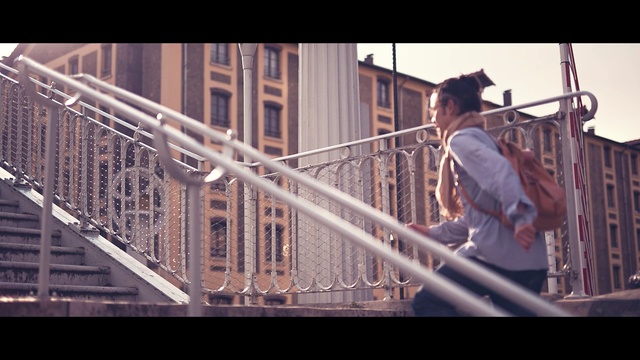 Video Reference: Handrail, Iron, Guard rail, Metal, Balcony, Street