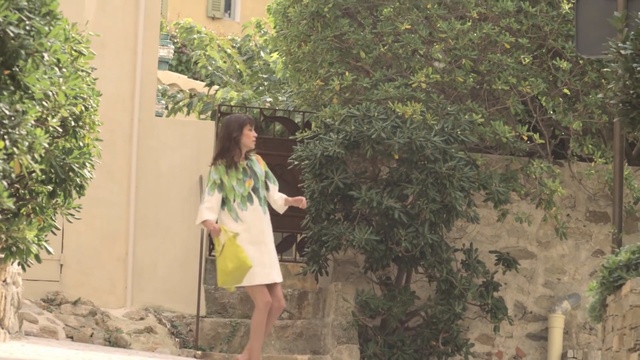 Video Reference: Yellow, Tree, Snapshot, Fashion, Summer, Adaptation, Plant, Photography, Street fashion, Shoe