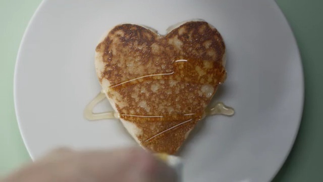 Video Reference: Dish, Food, Cuisine, Heart, Ingredient, Breakfast