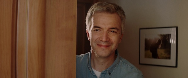 Video Reference: Face, Hair, Forehead, Facial expression, Chin, Eyebrow, Cheek, Head, Nose, Facial hair