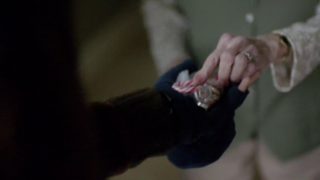 Video Reference: Hand, Finger, Arm, Wrist, Joint, Elbow, Photography, Ear, Thumb, Gesture