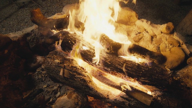 Video Reference: Heat, Flame, Fire, Bonfire, Campfire, Ash, Geological phenomenon