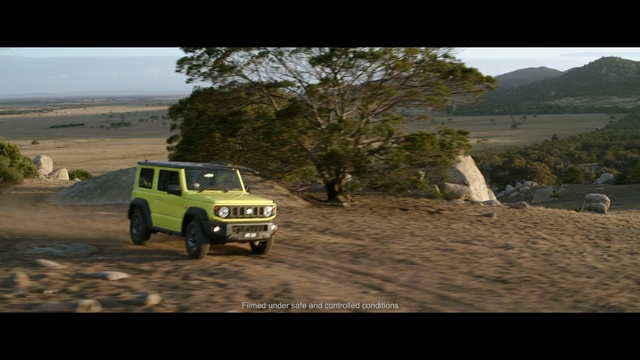 Video Reference: Land vehicle, Vehicle, Car, Regularity rally, Off-roading, Sport utility vehicle, Off-road vehicle, Landscape, Sand, Mini SUV