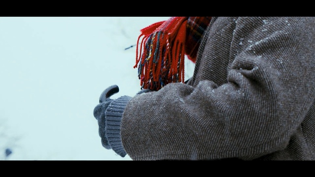 Video Reference: Wool, Textile, Hand, Jacket, Woolen