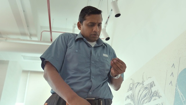 Video Reference: shoulder, dress shirt, t shirt, sleeve, Person