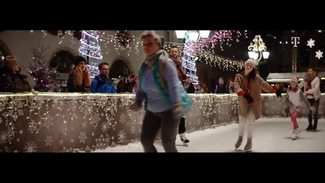 Video Reference: Photograph, Fun, Snapshot, Pink, Fashion, Crowd, Performance, Event, Photography, Pedestrian, Person