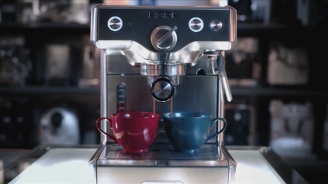 Video Reference: small appliance, espresso machine, coffeemaker, home appliance, product
