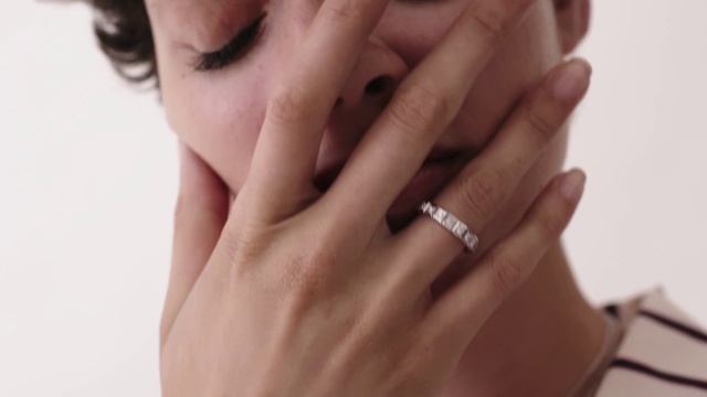 Video Reference: Finger, Ring, Nail, Hand, Wedding ring, Skin, Engagement ring, Jewellery, Manicure, Fashion accessory