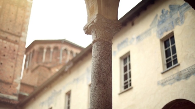 Video Reference: Property, Architecture, Building, House, Facade, Arch, Real estate, Window, Material property, Medieval architecture