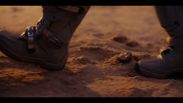Video Reference: Footwear, Shoe, Leg, Hiking boot, Jeans, Foot, Photography, Human leg, Ankle