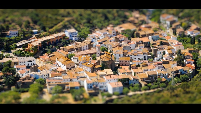 Video Reference: urban area, suburb, residential area, city, neighbourhood, town, village, sky, photography, house