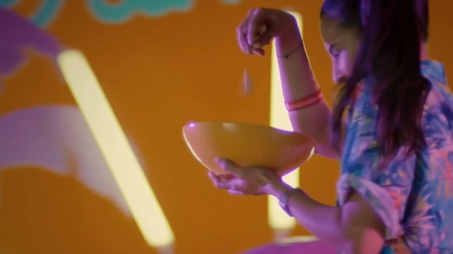 Video Reference: Performance, Pink, Purple, Violet, Fun, Hand, Event, Performing arts, Animation, Stage