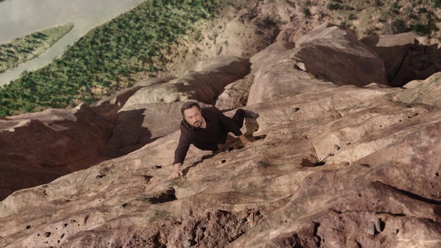 Video Reference: Rock, Geology, Adventure, Organism, Rock climbing, Bedrock, Formation, Geological phenomenon, Badlands, Recreation