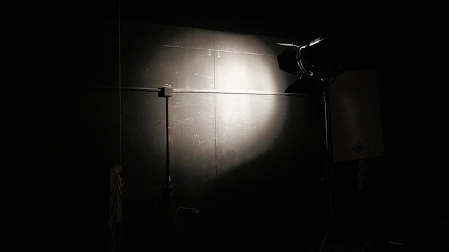 Video Reference: Black, Darkness, Light, Black-and-white, Monochrome, Photography, Atmosphere, Still life photography, Night, Monochrome photography