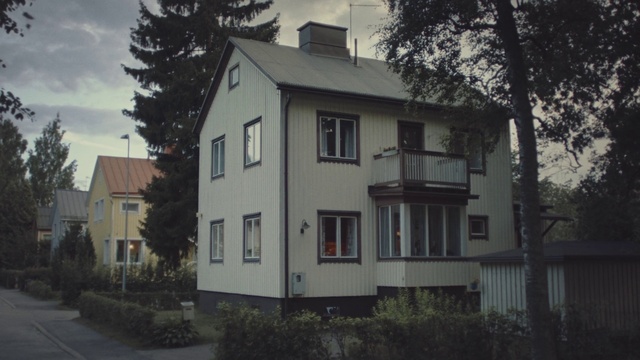 Video Reference: House, Property, Home, Building, Residential area, Real estate, Architecture, Neighbourhood, Sky, Cottage