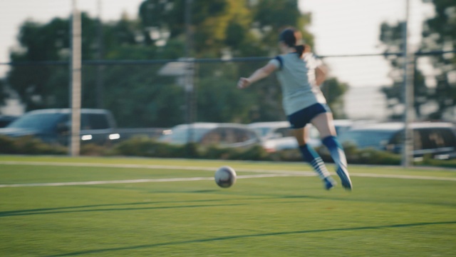 Video Reference: Football, Player, Sports equipment, Ball, Sports, Soccer ball, Team sport, Kick, Sport venue, Ball game