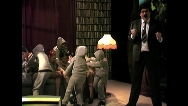 Video Reference: People, Performance, heater, Event, Performing arts, Audience, Gentleman, Musical theatre, Stage, Crowd, Person