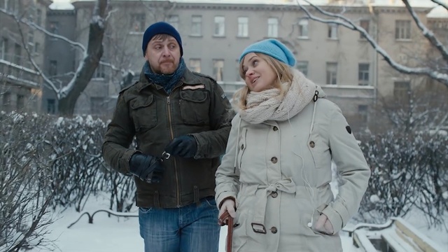 Video Reference: Snow, Winter, Freezing, Fun, Outerwear, Jacket, Winter storm, Frost, Blizzard, Playing in the snow, Person