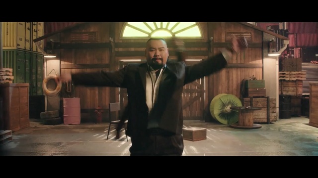 Video Reference: screenshot, pc game, midnight, scene, darkness, video game software, film, Person