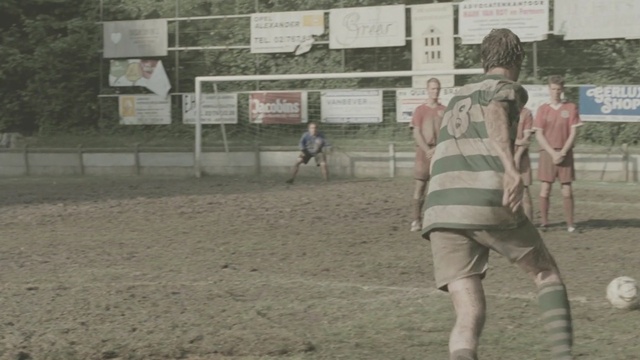 Video Reference: player, sports, sport venue, competition event, traditional sport, recreation, grass, rodeo, Person