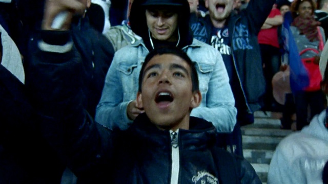 Video Reference: product, crowd, event, audience, girl, fun, Person