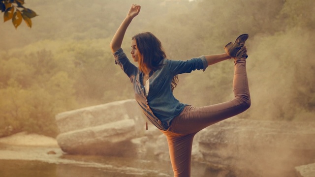 Video Reference: physical fitness, girl, dancer, computer wallpaper, sky, fun, stock photography