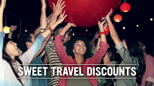 Video Reference: Event, Photo caption, Fun, Cool, Crowd, Party, Music, Nightclub, Disco, Performance, Person