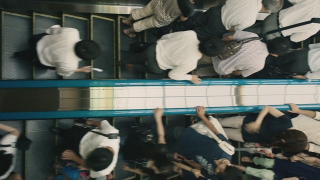 Video Reference: people, traffic, crowd, stairs, jam