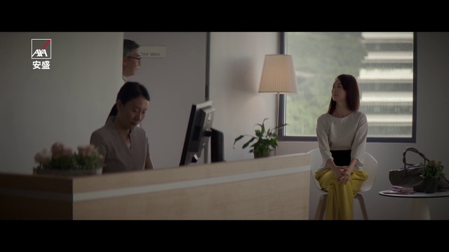 Video Reference: Photograph, Snapshot, Sitting, Conversation, Interaction, Fun, Screenshot, Shoulder, Presentation, Human