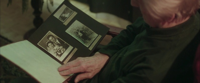 Video Reference: Hand, Finger, Art