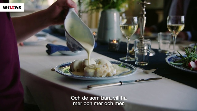 Video Reference: Food, Dish, Cuisine, Ingredient, À la carte food, Meal, Table, Restaurant, Recipe, Culinary art