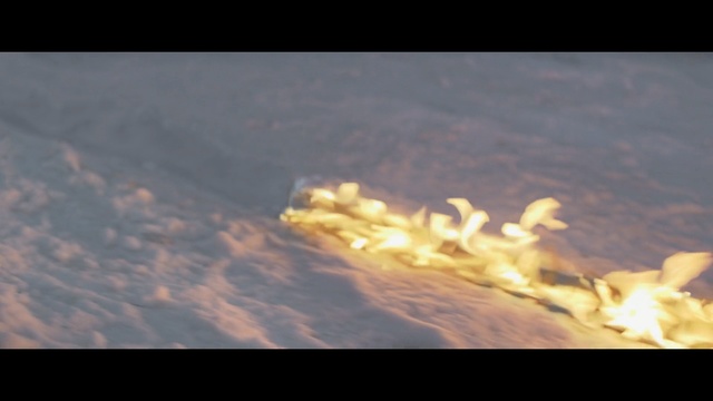 Video Reference: Sky, Atmosphere, Heat, Sunlight, Geological phenomenon, Cloud, Sea