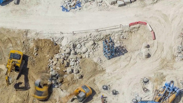 Video Reference: Wall, Geological phenomenon, Art