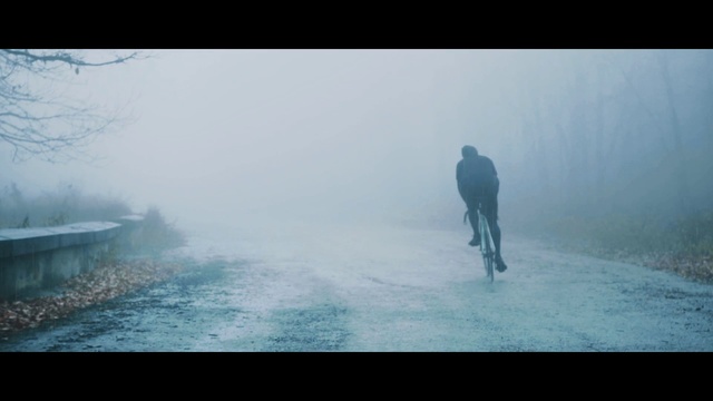 Video Reference: Atmospheric phenomenon, Atmosphere, Sky, Fog, Water, Mist, Human, Haze, Photography, Blizzard