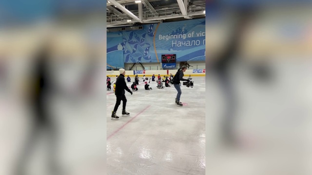 Video Reference: Ice skating, Ice rink, Skating, Ice skate, Recreation, Ice, Winter, Sports equipment, Winter sport, Building