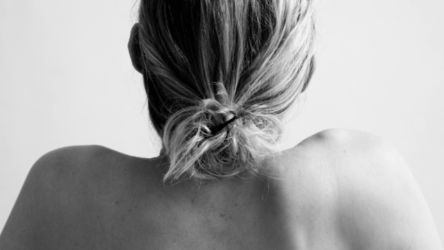 Video Reference: Hair, White, Shoulder, Black, Back, Hairstyle, Neck, Black-and-white, Skin, Joint