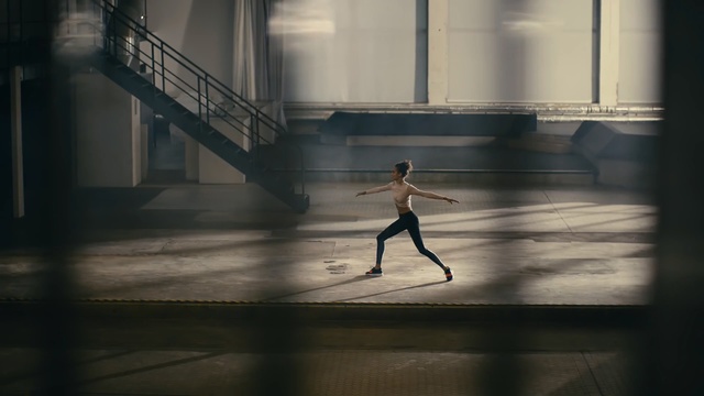 Video Reference: light, snapshot, photography, darkness, water, atmosphere, shadow, reflection, sky, girl