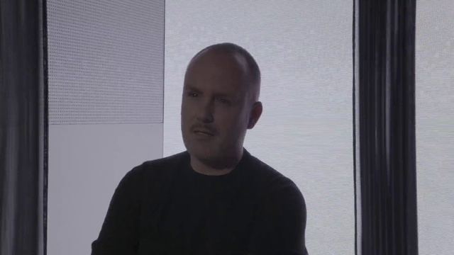 Video Reference: Head, Chin, Forehead, Window, T-shirt