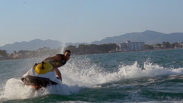 Video Reference: Sports, Surfing Equipment, Wave, Water sport, Wind wave, Surfboard, Surface water sports, Boardsport, Surfing, Outdoor recreation