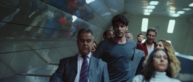 Video Reference: Event, Fictional character, White-collar worker, Crowd